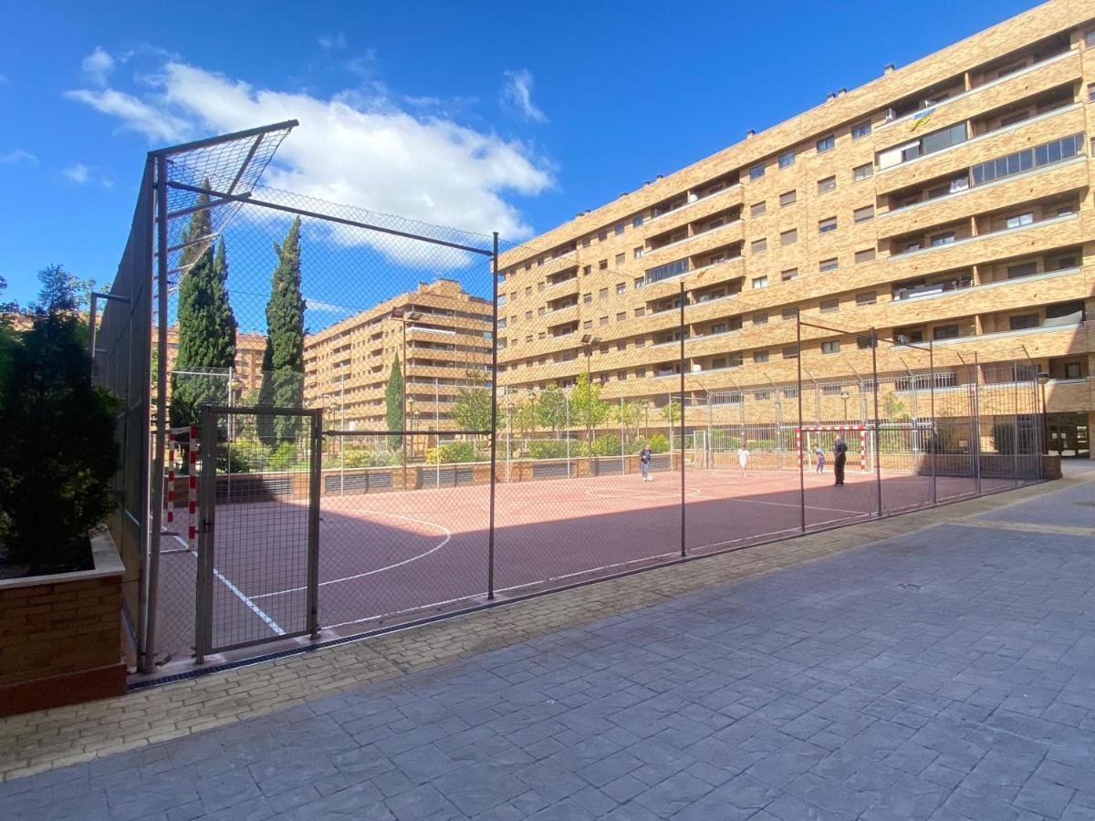 Апартаменти Aires De Toledo-Parque Warner Y Madrid En Familia Екстер'єр фото